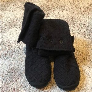 Charcoal grey knit uggs size 8